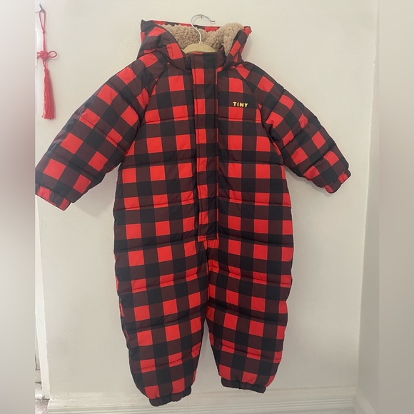 TINYCOTTONS Baby Snowsuit Black and Red checkered Excellent Condition. LIKE NEW - Picture 4 of 9